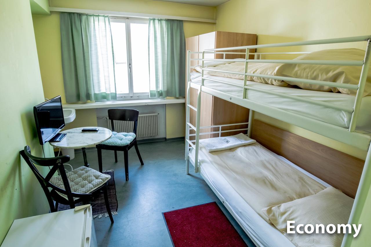 Hotel & Backpackers Zak Schaffhausen Exteriör bild