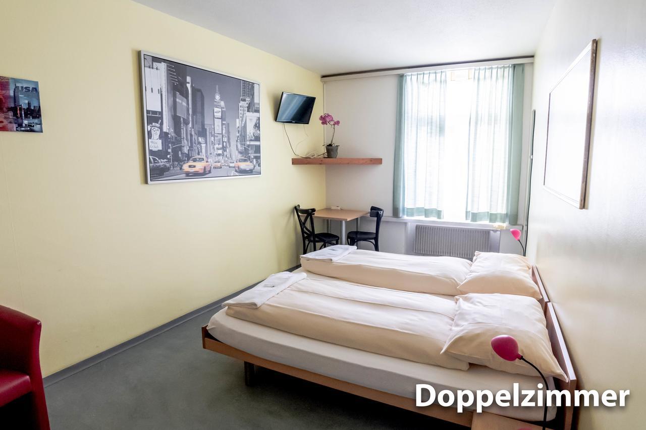 Hotel & Backpackers Zak Schaffhausen Exteriör bild