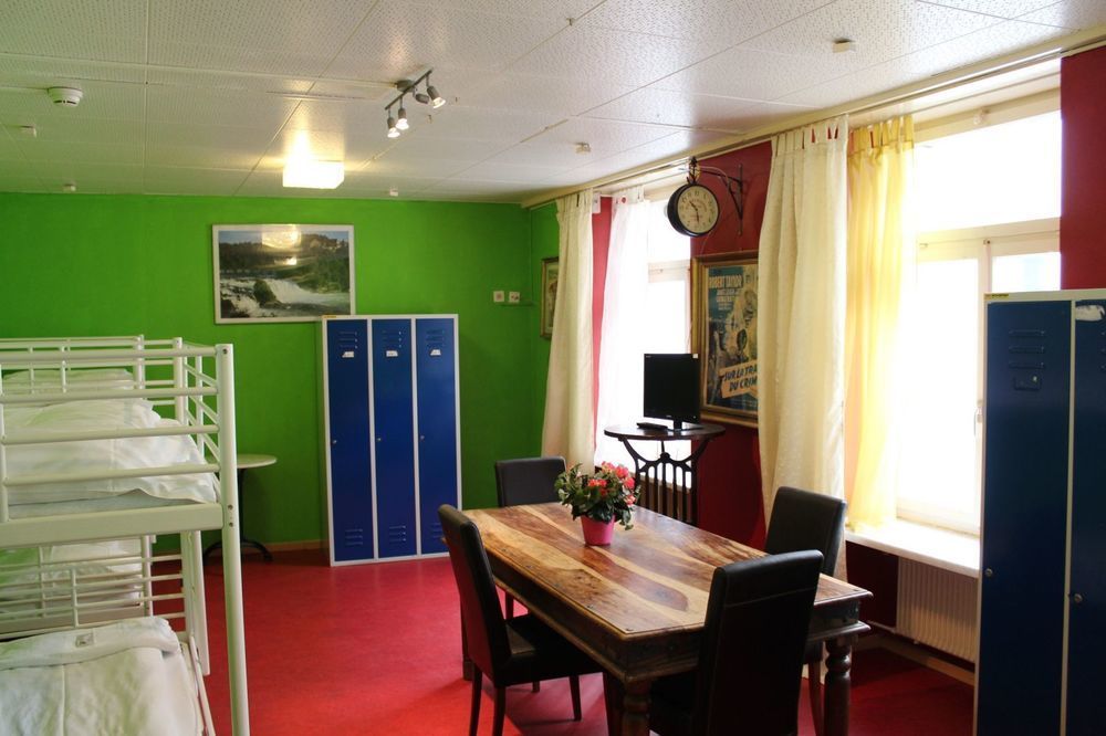 Hotel & Backpackers Zak Schaffhausen Exteriör bild