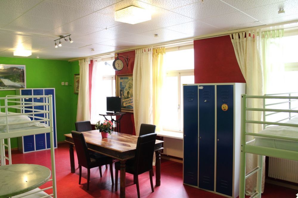 Hotel & Backpackers Zak Schaffhausen Exteriör bild