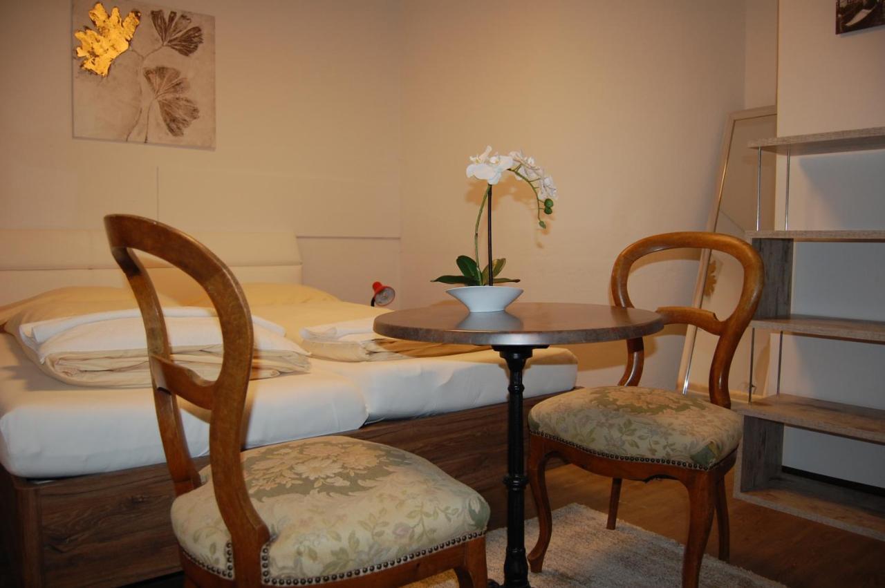 Hotel & Backpackers Zak Schaffhausen Exteriör bild